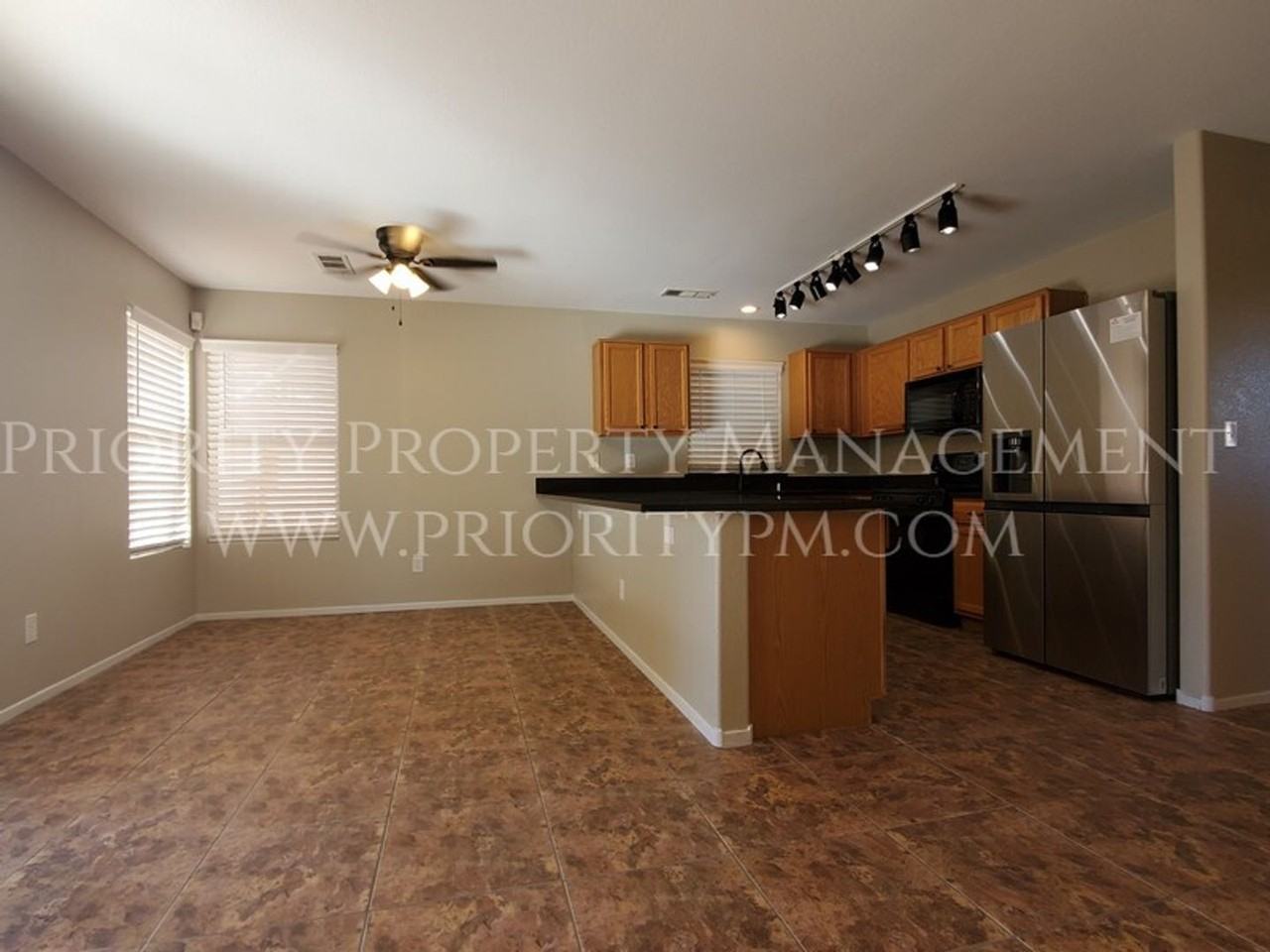 5749 Typan St - Photo 3 of 16