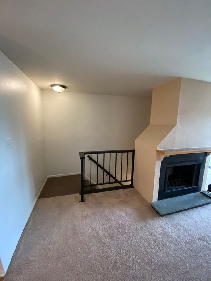 14 Lancaster Est - Photo 3 of 16