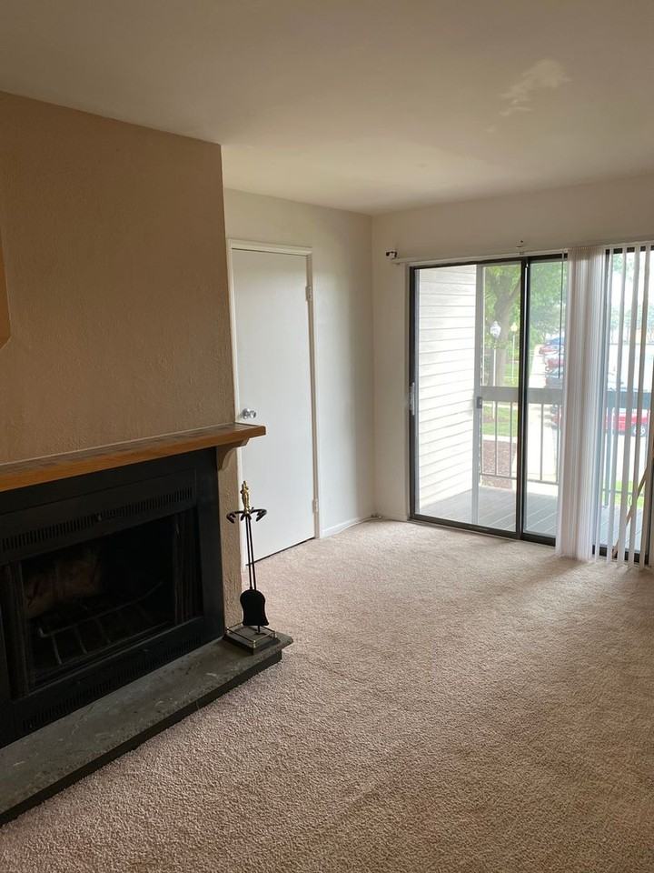 14 Lancaster Est - Photo 4 of 16