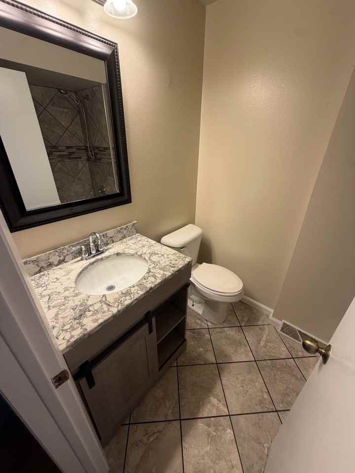 4427 Box Elder Ln - Photo 3 of 8