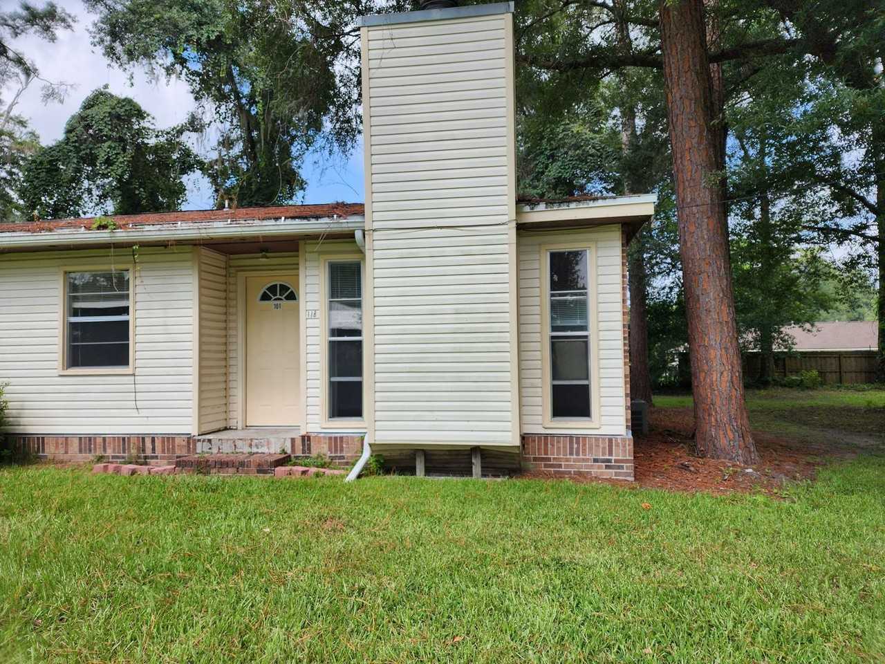 118 Se Bracken Way #101