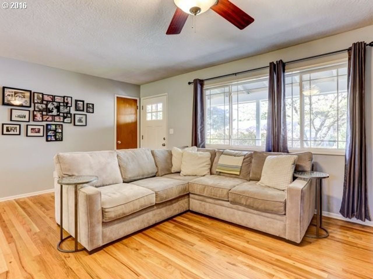 2520 Sw Edgemoor Ave - Photo 4 of 22
