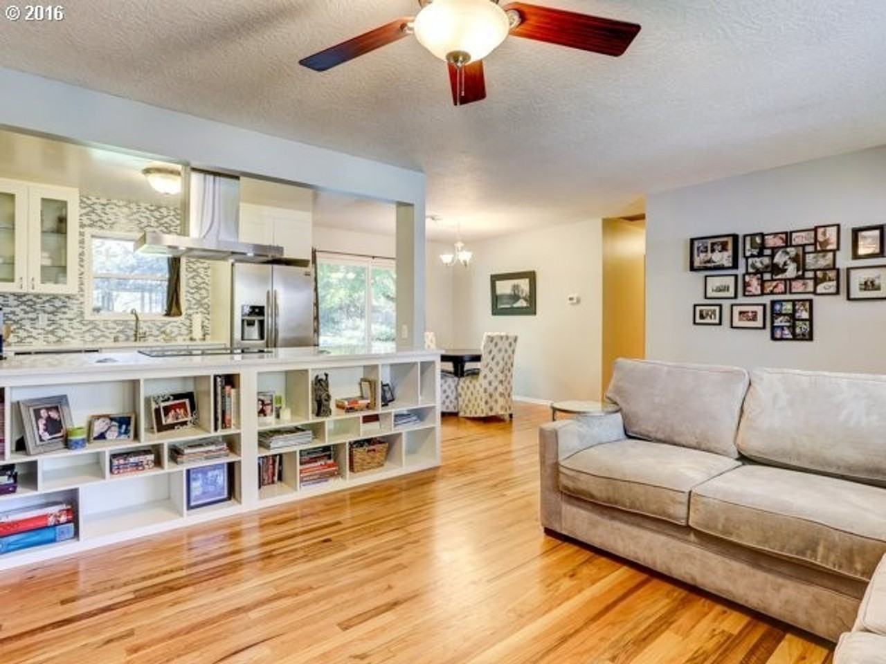 2520 Sw Edgemoor Ave - Photo 6 of 22