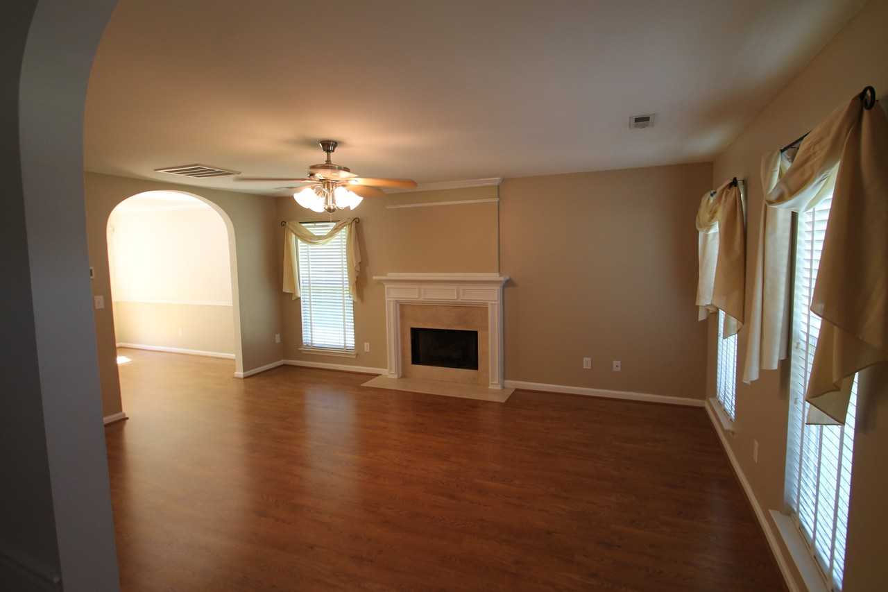 583 Stonehenge Dr - Photo 3 of 37