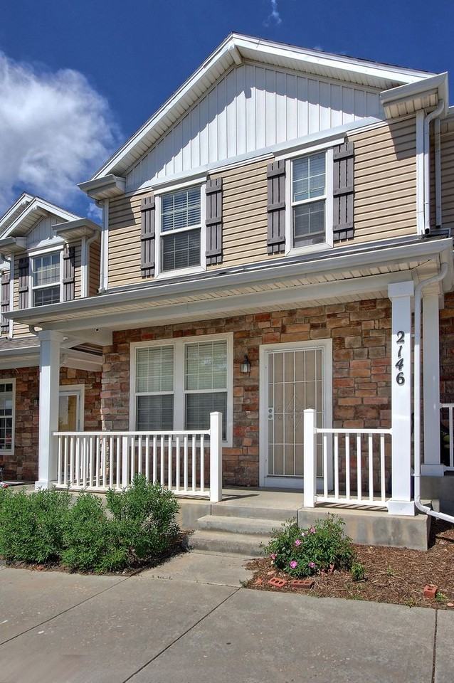 2146 Creekridge Pt - Photo 2 of 27