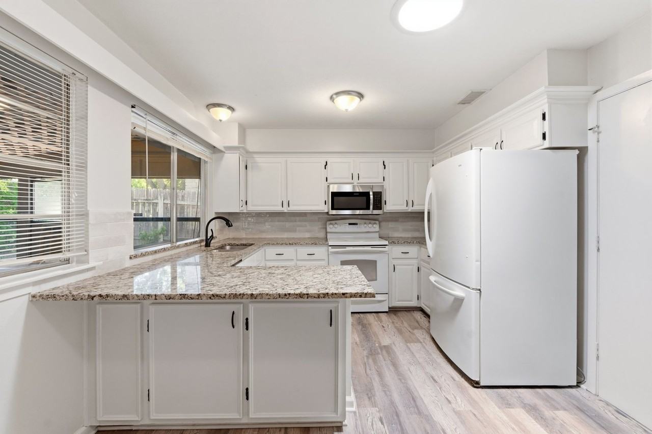 1409 Desert Quail Ln - Photo 7 of 26