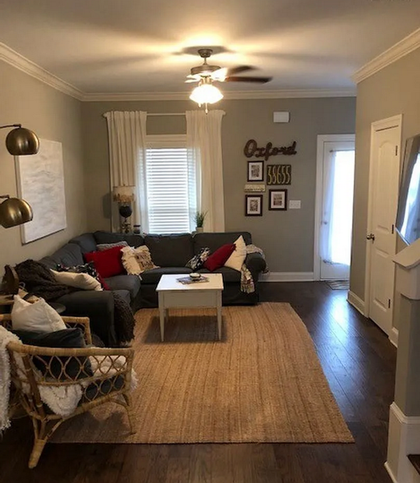 410 Walker Cir - Photo 2 of 15