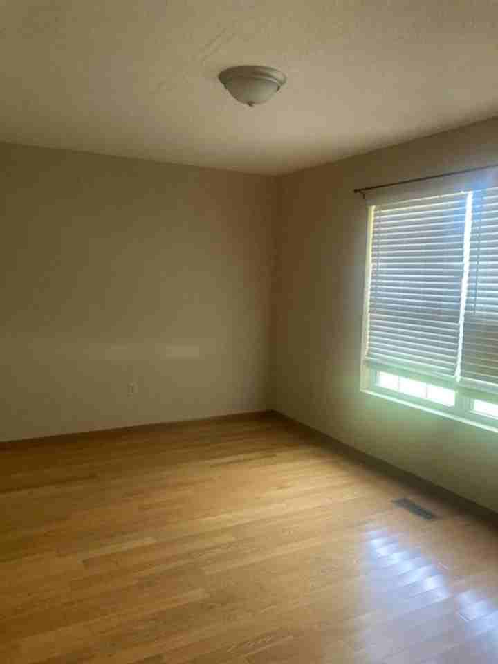 342 Westline Ct - Photo 6 of 15