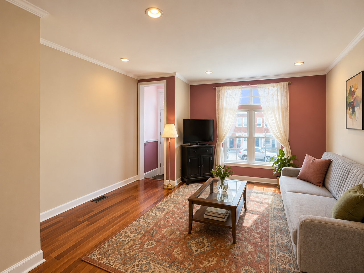322 E Lorraine Ave - Photo 2 of 14