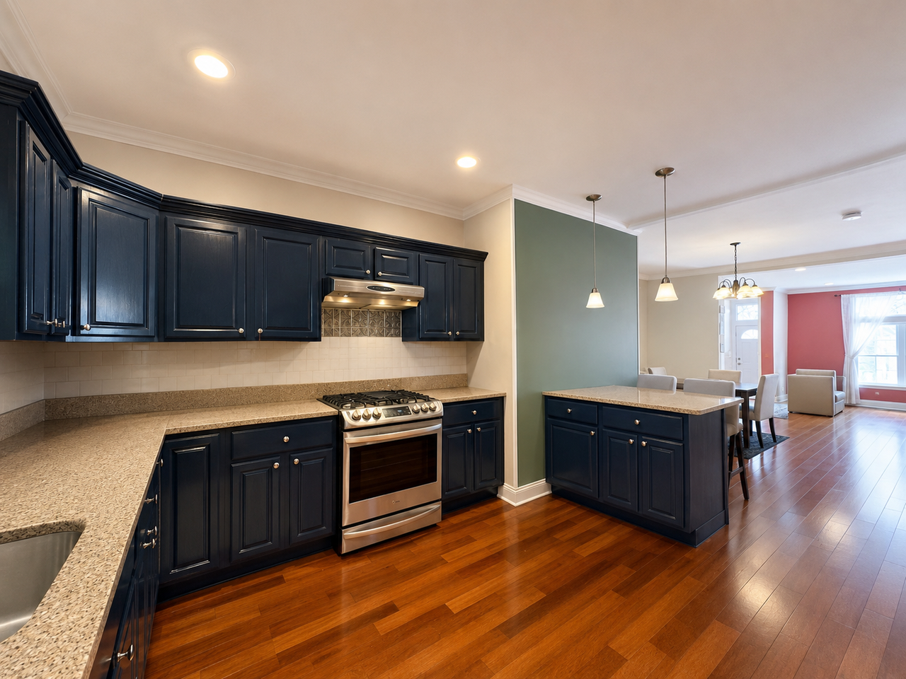 322 E Lorraine Ave - Photo 4 of 14