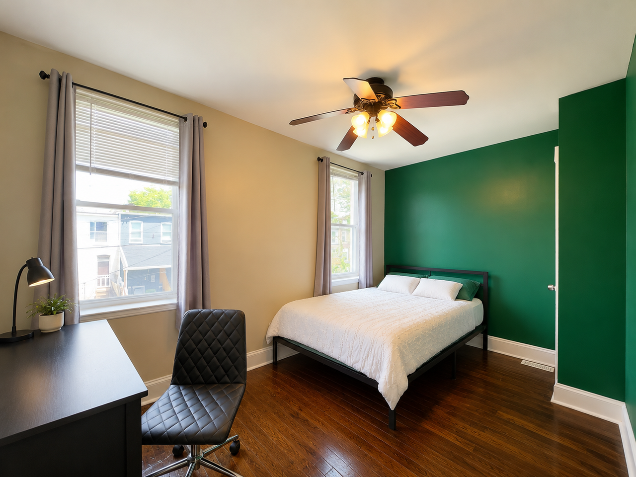 322 E Lorraine Ave - Photo 6 of 14