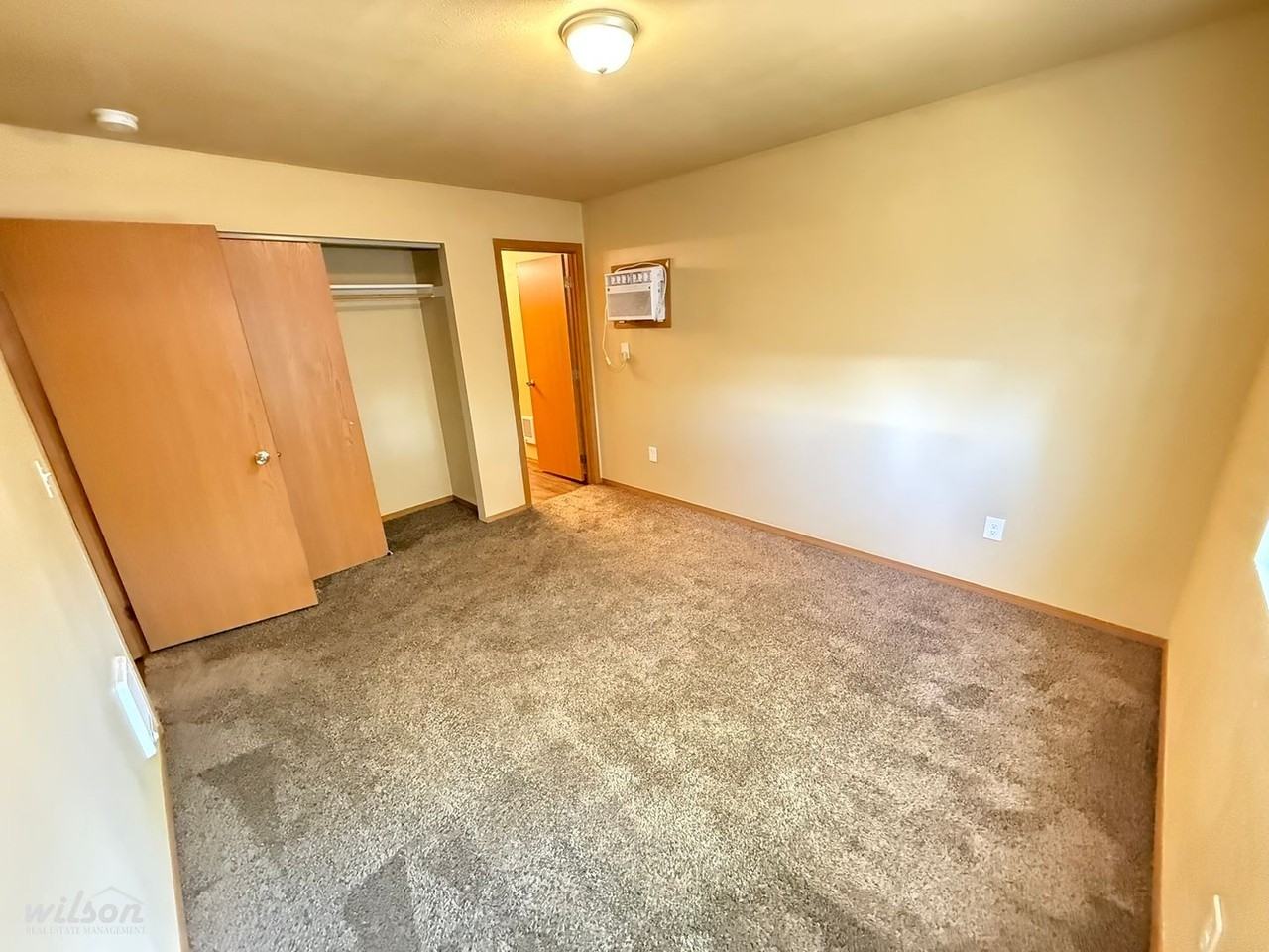 1215 Arkansas Ave - Photo 7 of 17