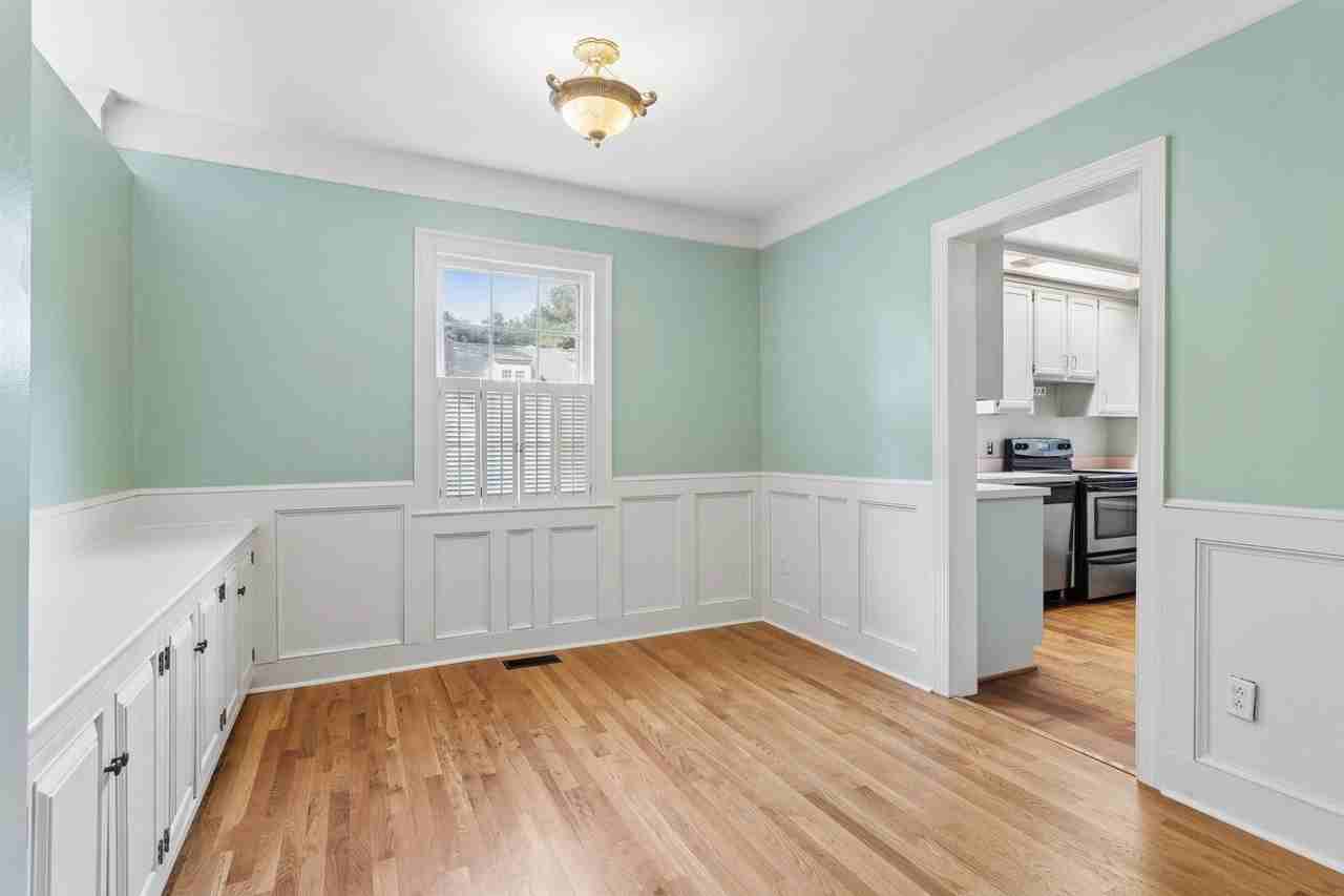 85 Hopkins St - Photo 7 of 27