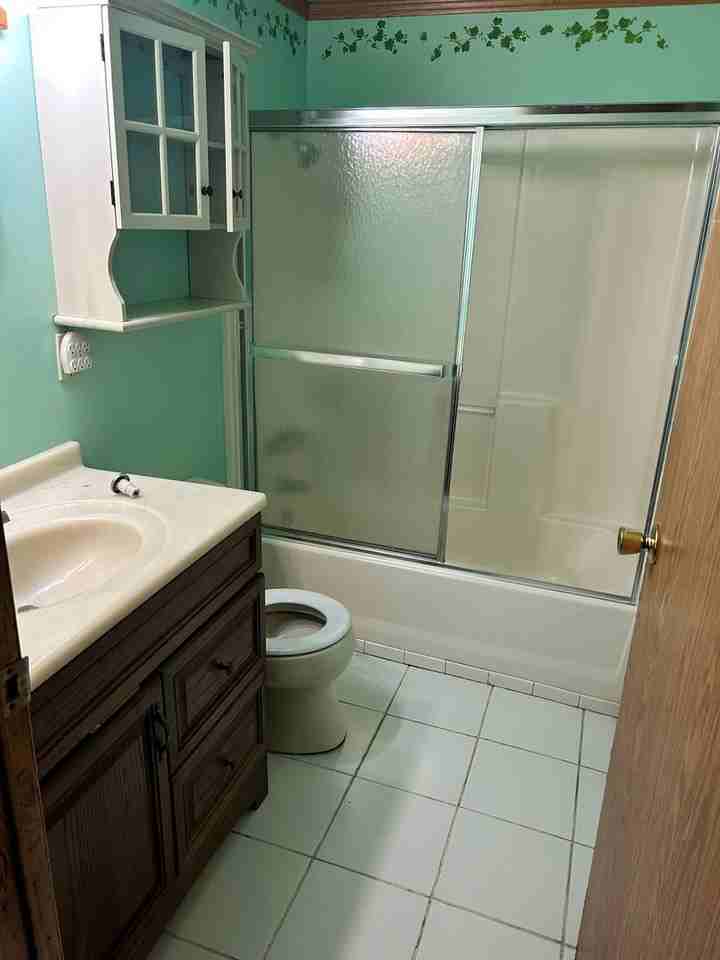 8395 Golden Valley Blvd - Photo 6 of 10