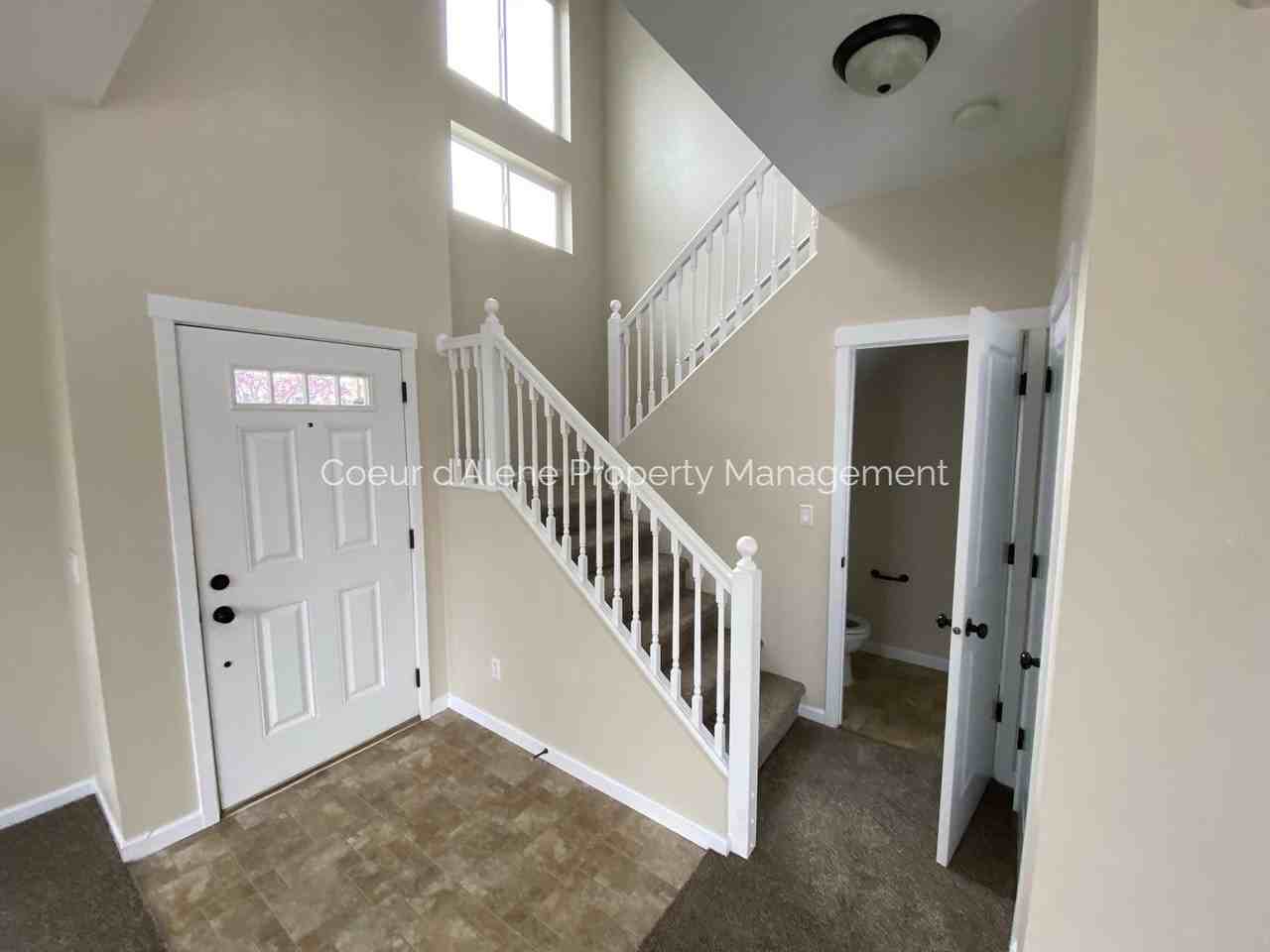 7837 N Holyoke Loop - Photo 5 of 14