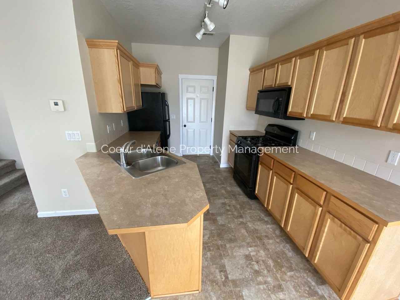 7837 N Holyoke Loop - Photo 6 of 14