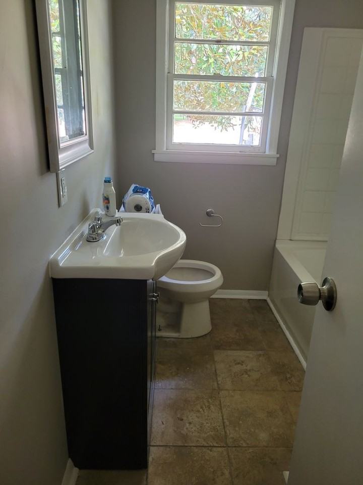 12517 Kingwood Dr - Photo 5 of 10