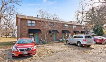 featured image of 250 N Madison St #B