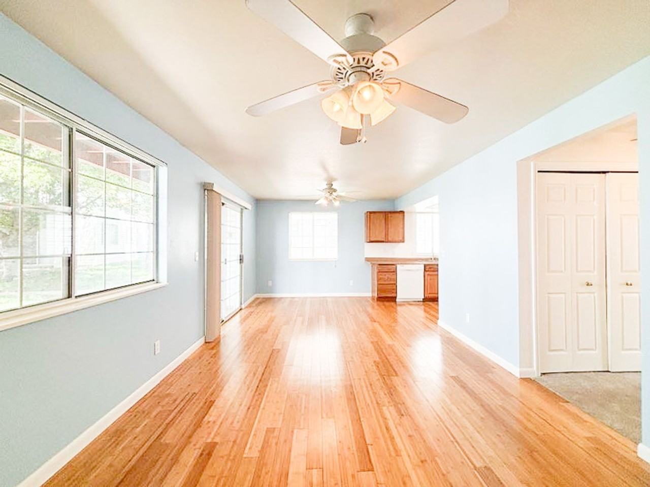481 N Orem Blvd - Photo 6 of 18