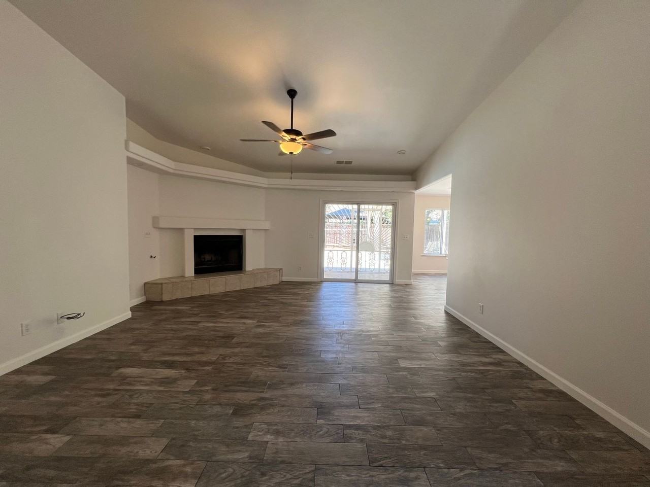 3361 State St - Photo 5 of 20
