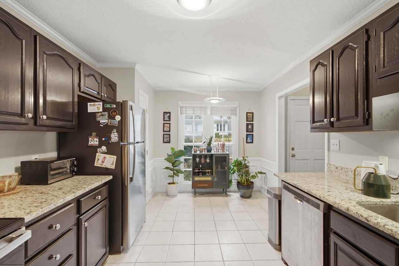 110 Planetree Ln - Photo 5 of 15