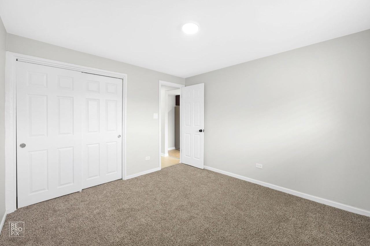 6921 S Cornell Ave - Photo 2 of 12