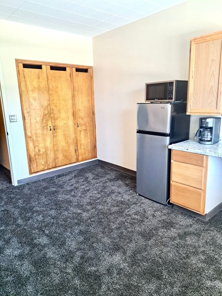 3959 3959 Sheridan Ave - 3959 Sheridan Ave #328 - Photo 2 of 14