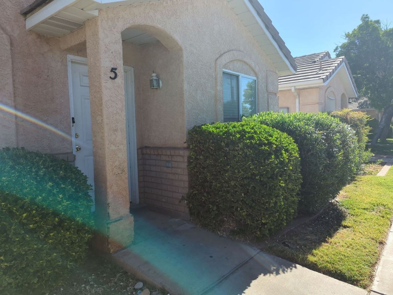 538 S 1100 E #5 - Photo 3 of 8