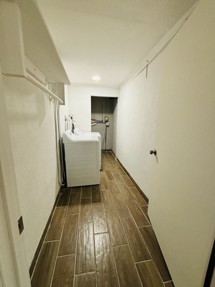 315 E 37th St - Photo 2 of 9