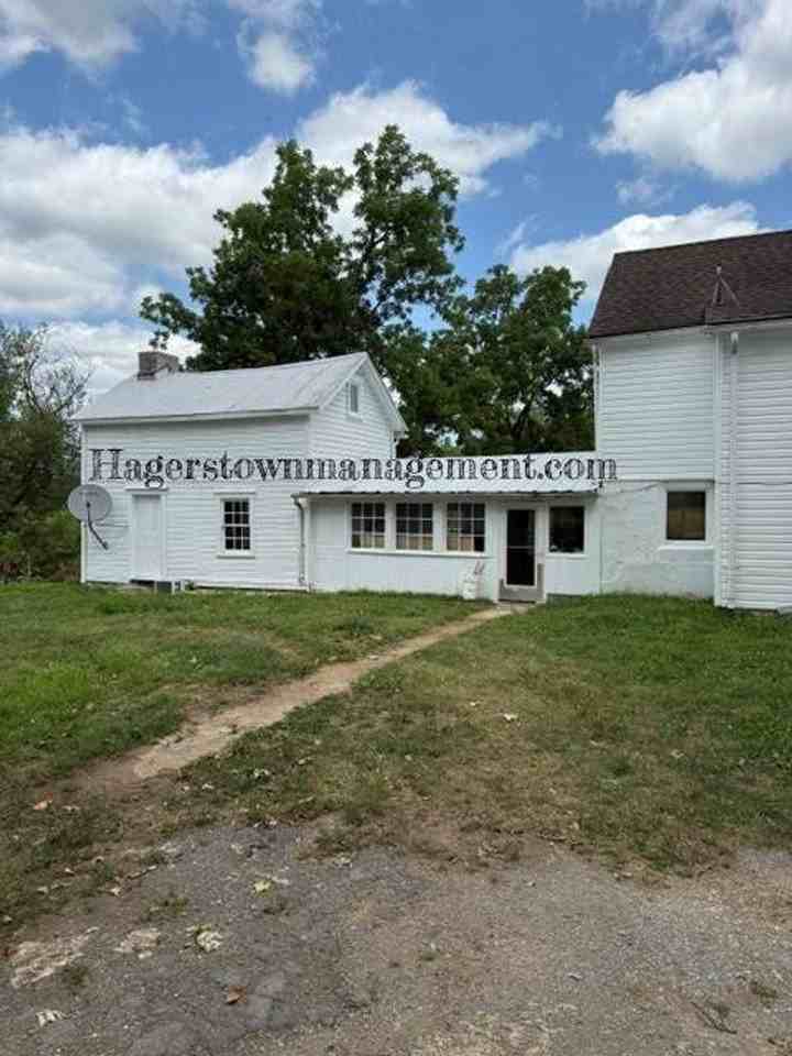 13128 Broadfording Rd - Photo 4 of 14