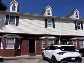 403 Wilson St N #102 - Photo 1 of 1