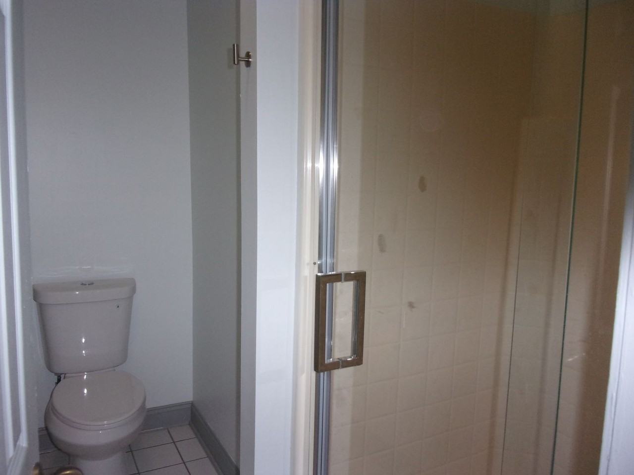 403 Wilson St N #102 - Photo 5 of 13