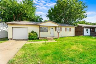 1029 Hoyt Ave - Photo 1 of 1