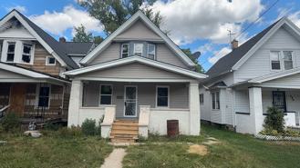 247 E Pearl St - Photo 1 of 1