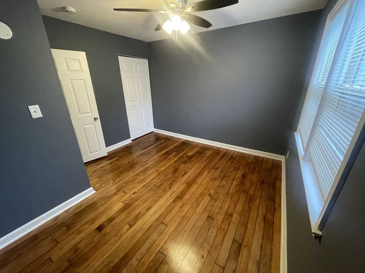 19 Liberty St - Photo 2 of 12