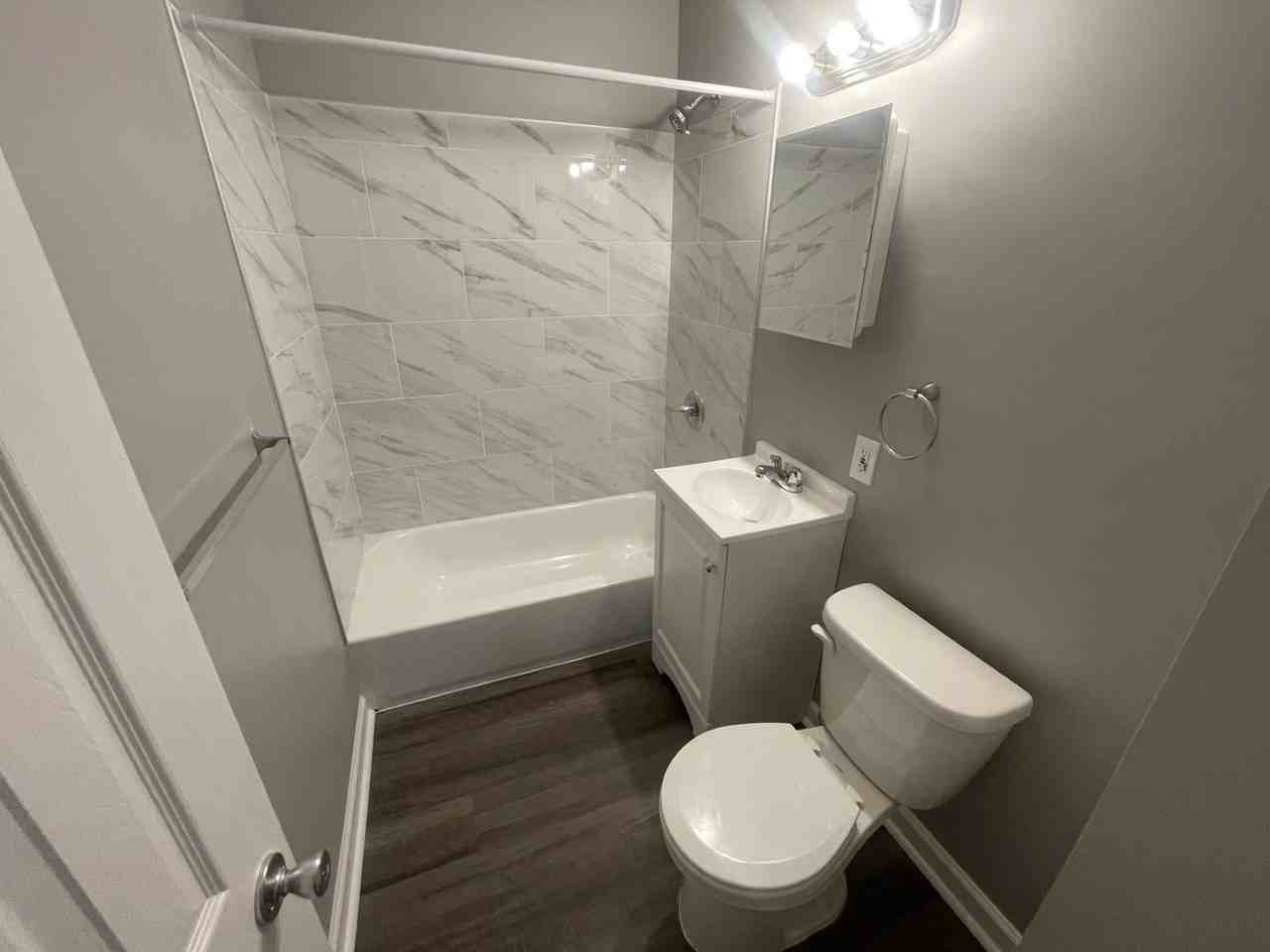 19 Liberty St - Photo 7 of 12