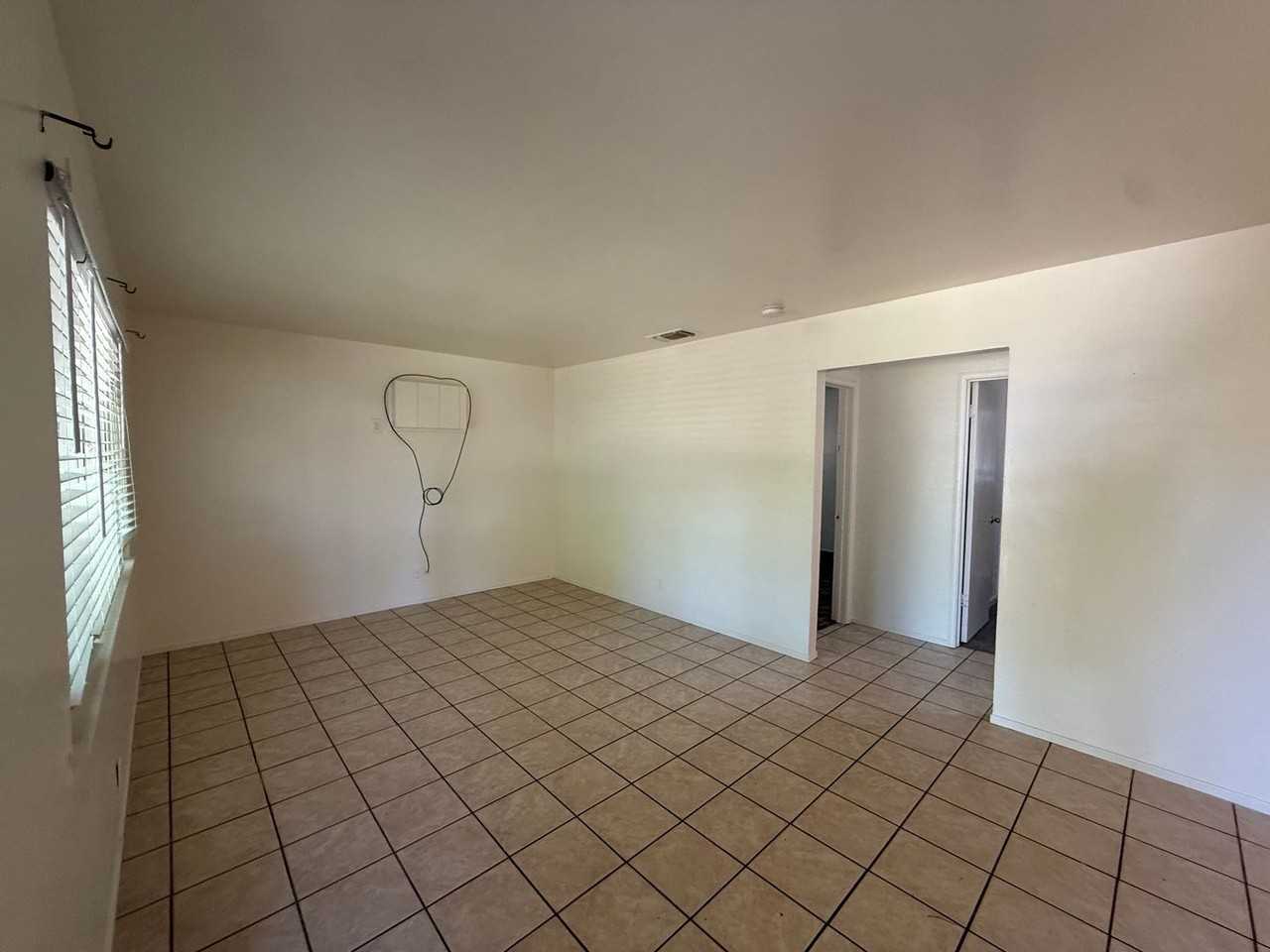 2629 29th Ave - Photo 3 of 17