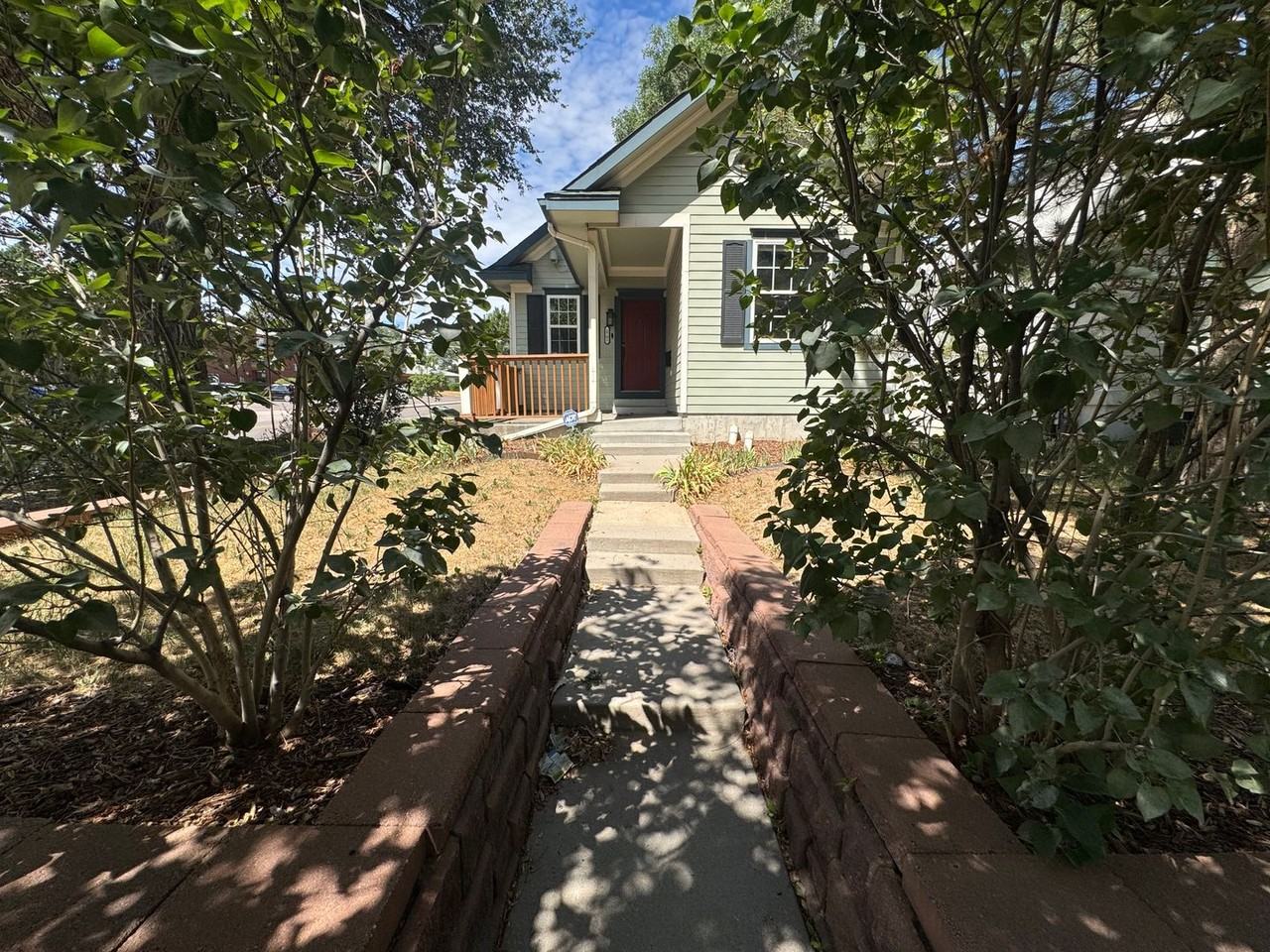 1701 Grove St - Photo 3 of 37