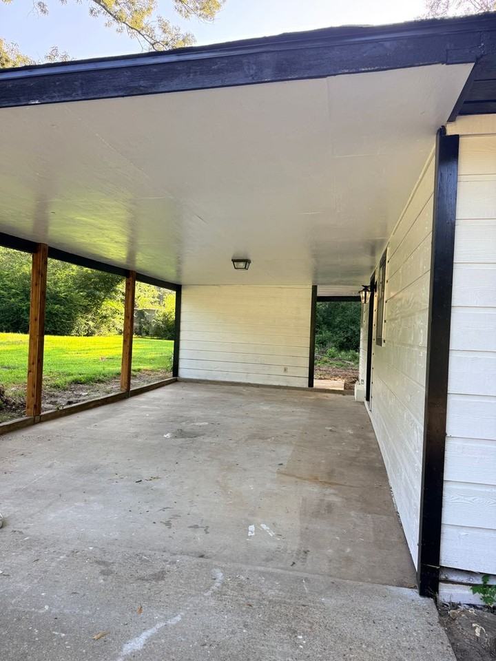117 Louise Ln - Photo 3 of 16