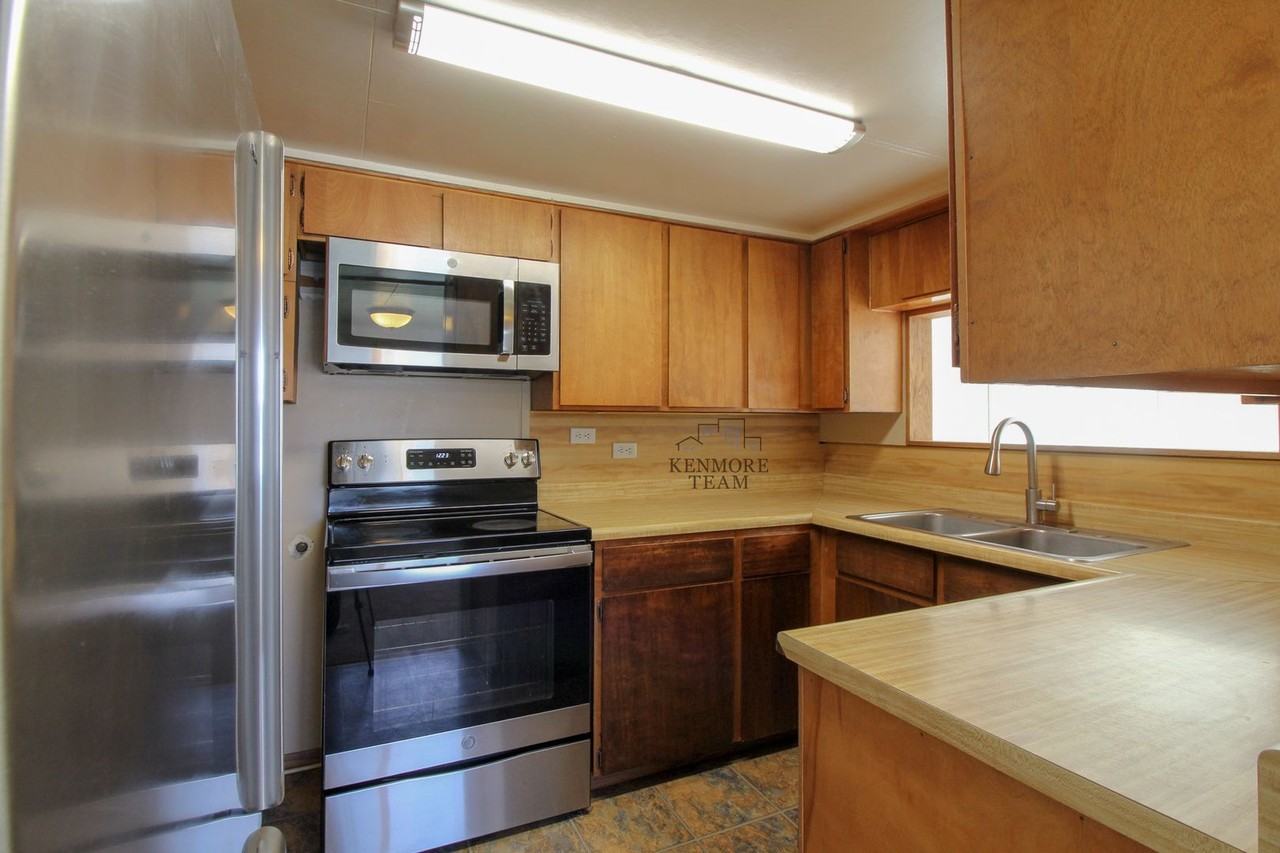 1615 Stevens Dr - Photo 2 of 21