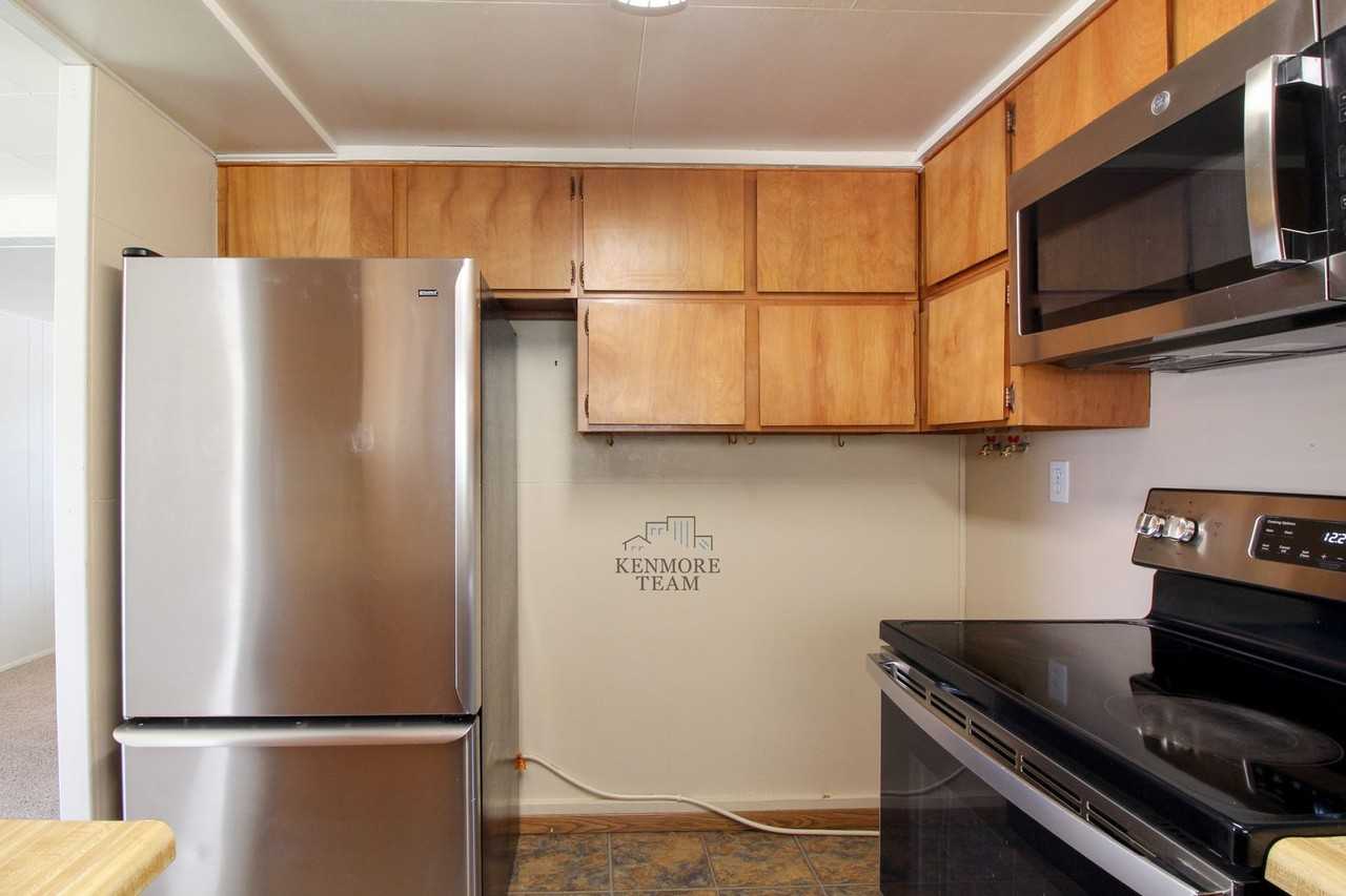 1615 Stevens Dr - Photo 5 of 21