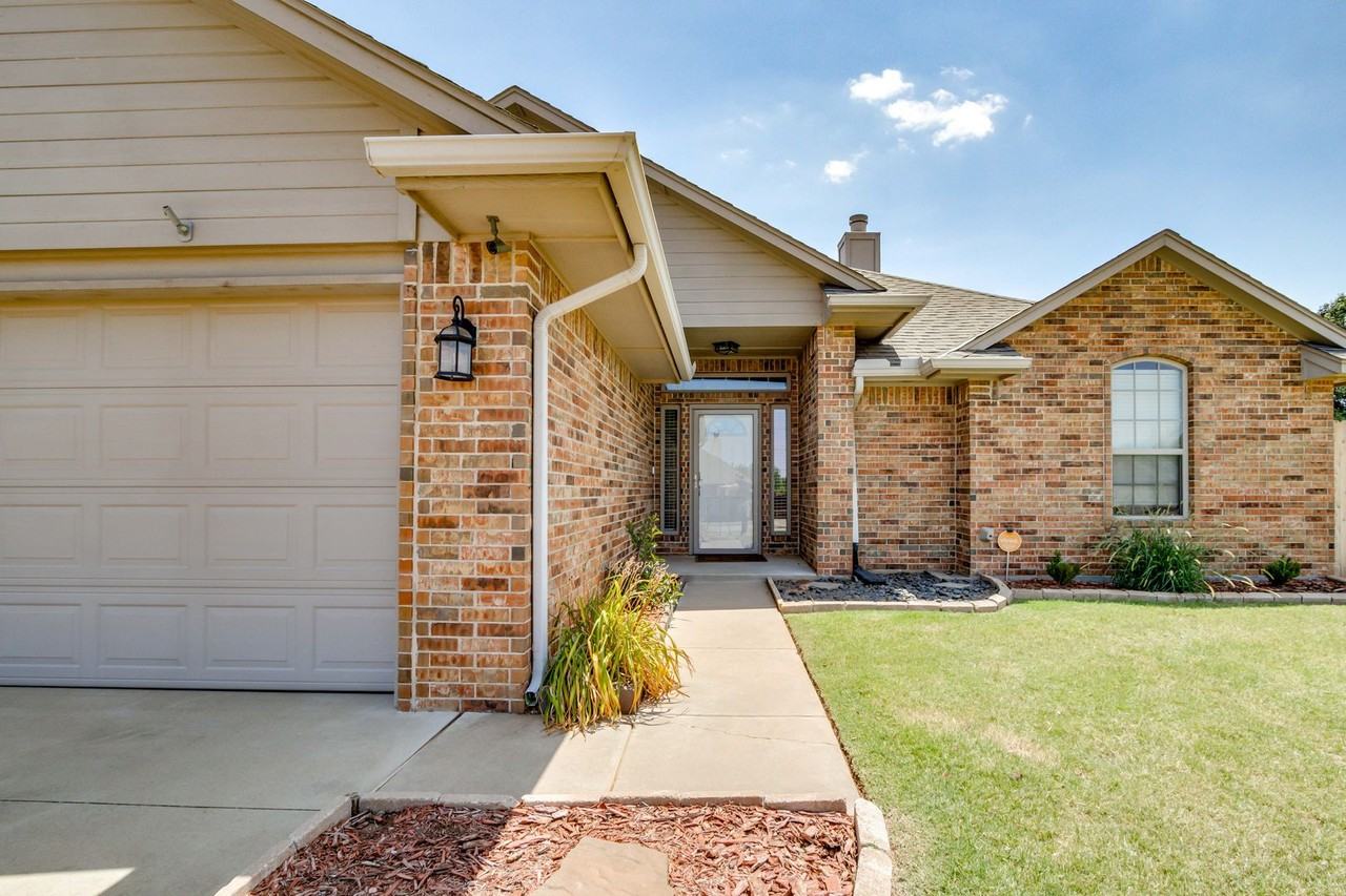 1174 Misty Ln Nw - Photo 4 of 50