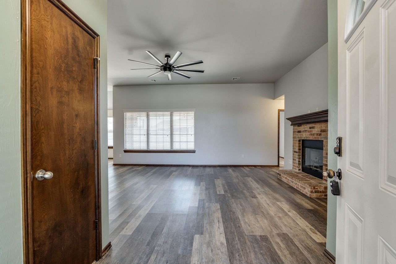 1174 Misty Ln Nw - Photo 6 of 50
