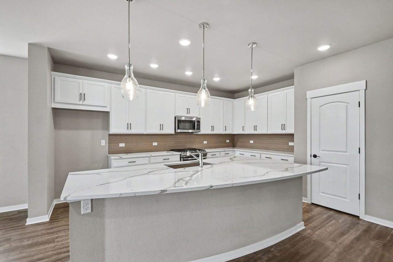 5260 2nd Ave - Photo 7 of 30