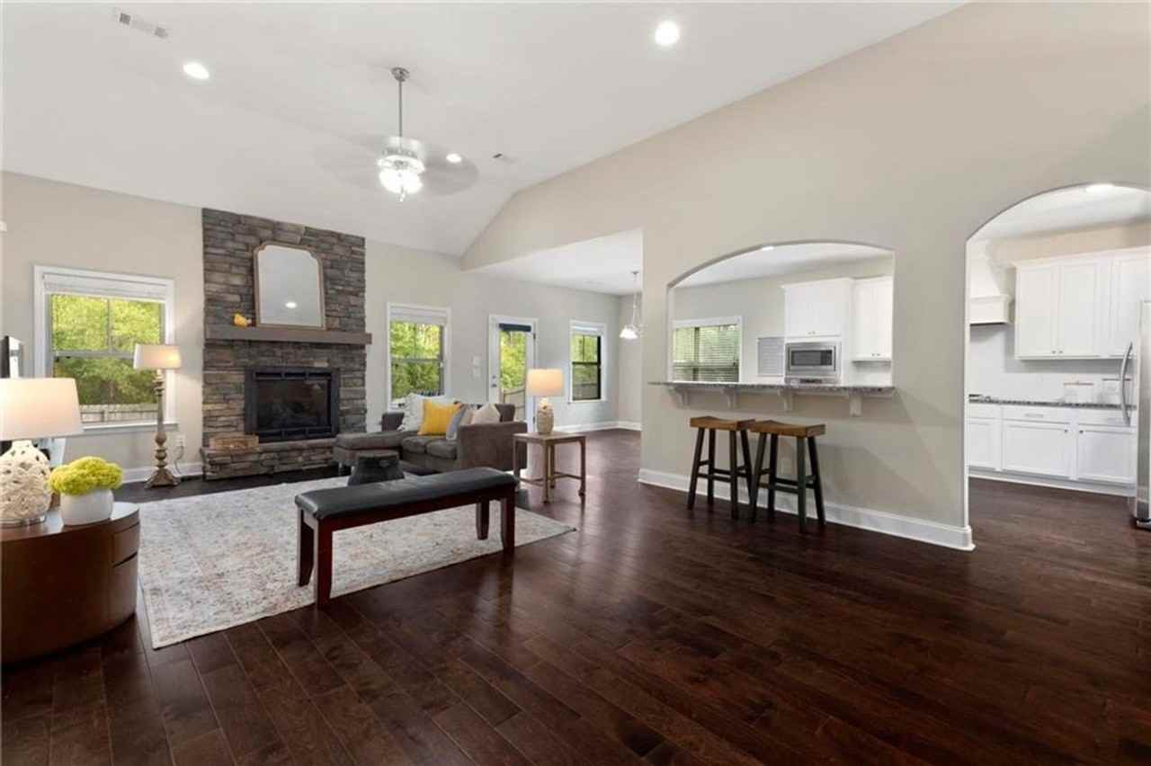 172 Grazia Way - Photo 4 of 20