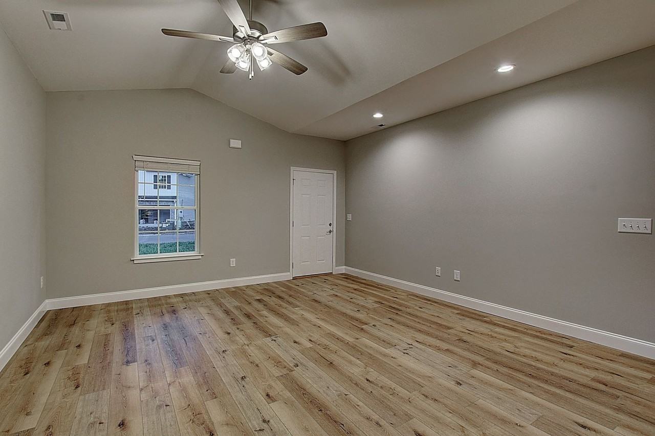 3480 Frylee Ct - Photo 7 of 28