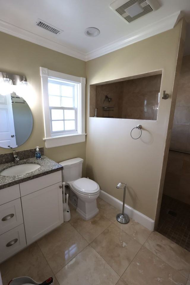 739 W Maple Ave - Photo 5 of 10