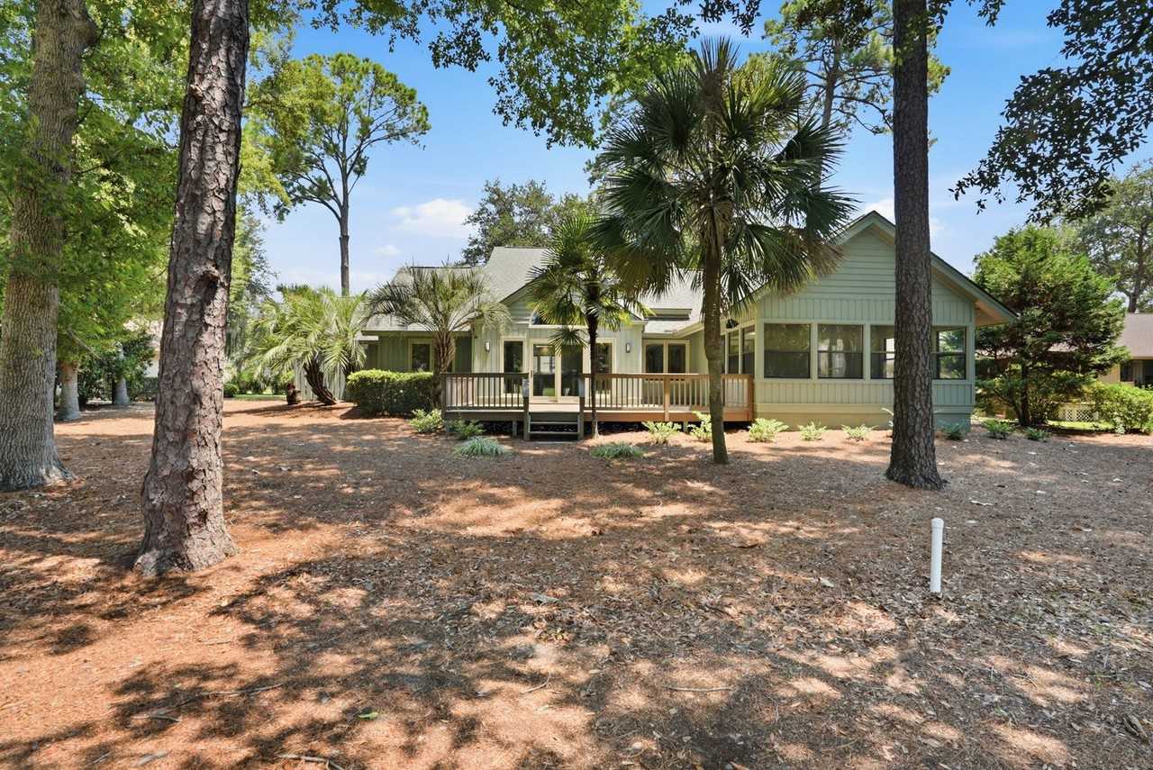 5 Fairlawn Ct - Photo 4 of 50