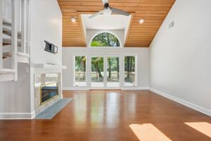 featured image of 5 Fairlawn Ct