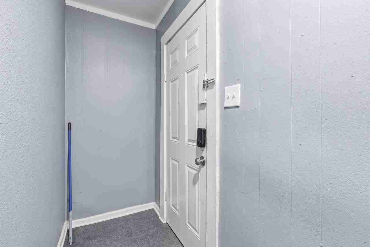 808 Mill St - Photo 2 of 25